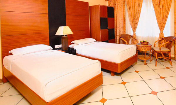 01-deluxe-chennai-r-v